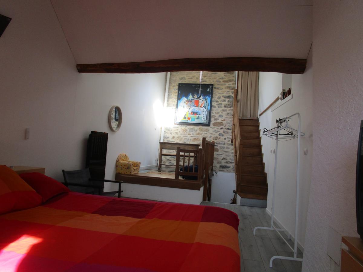 Gite Le Bourgneuf Fresnay-sur-Sarthe Exterior photo
