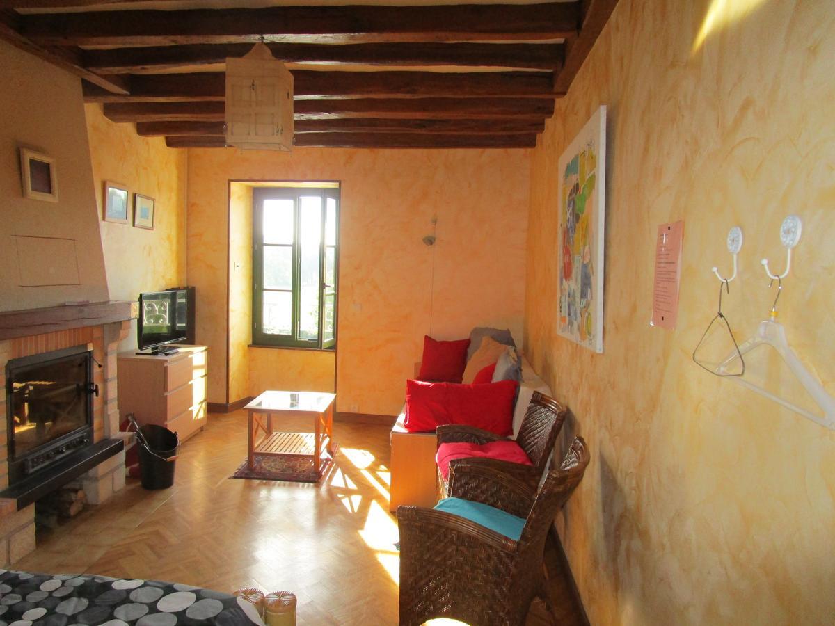 Gite Le Bourgneuf Fresnay-sur-Sarthe Exterior photo